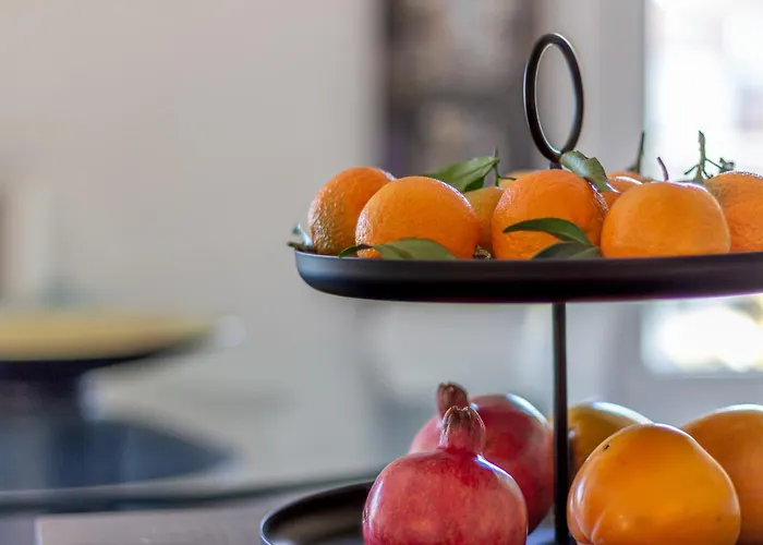 Lägenhet Elegant One-bedroom 500mt From The Fair Bologna