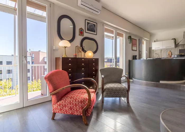 Elegant One-bedroom 500mt From The Fair *