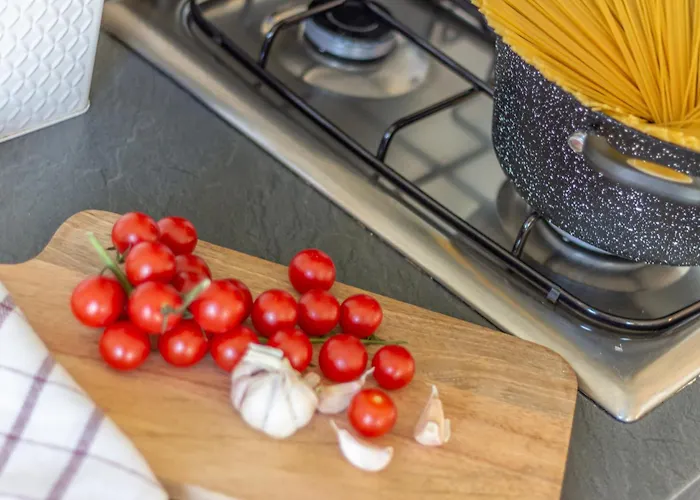 Elegant One-bedroom 500mt From The Fair דירה בולוניה